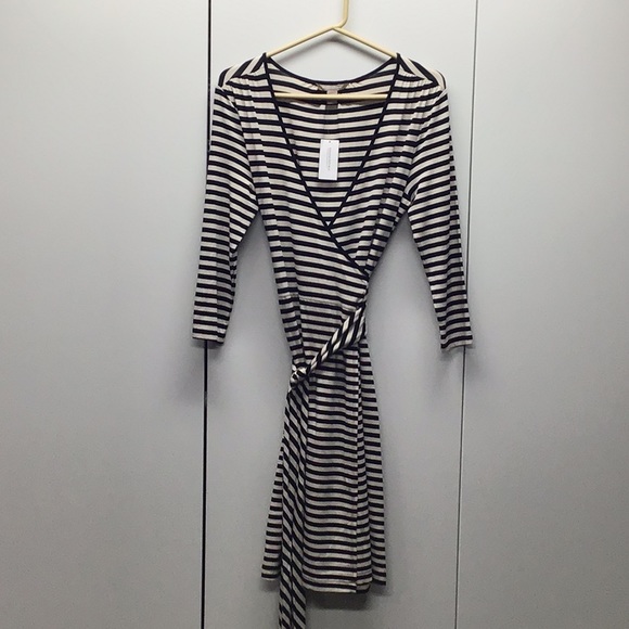 Banana Republic Dresses & Skirts - New Banana Republic Striped Wrap Dress